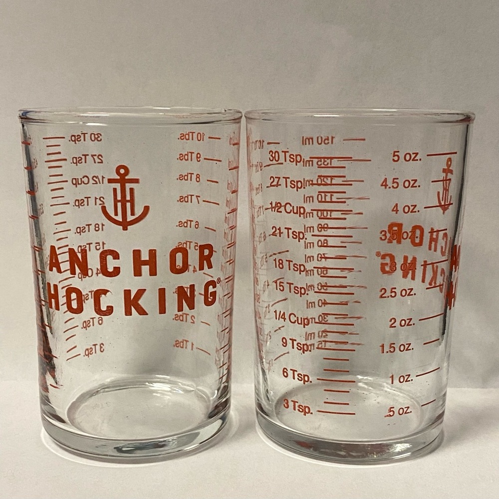 Pair of Anchor Hocking 5 oz. Glass Measuring Cups